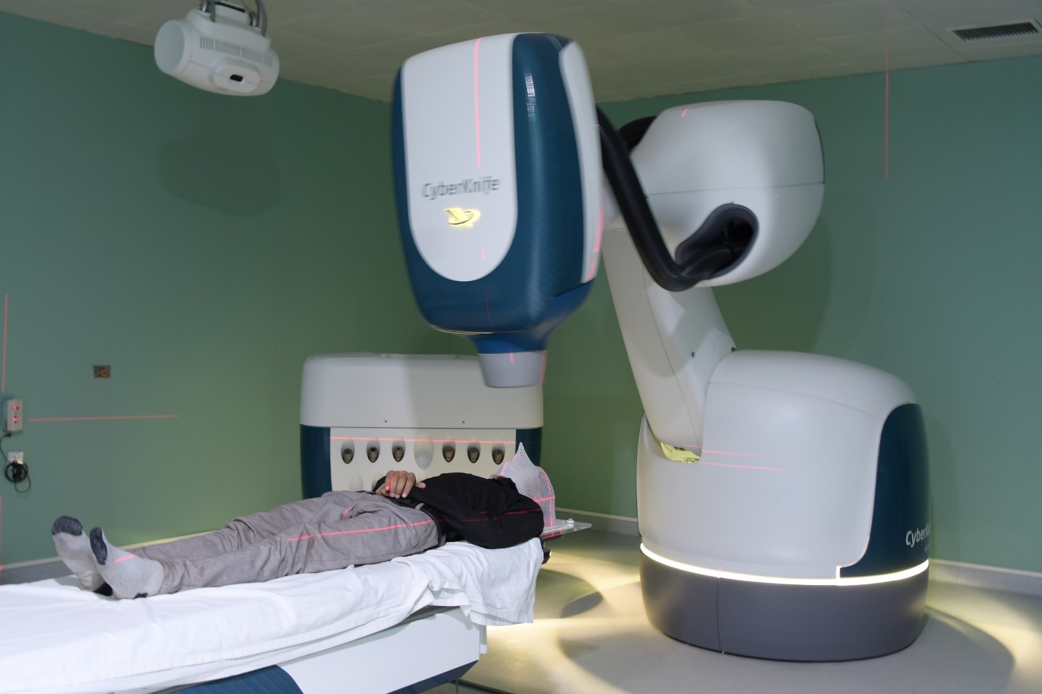 CyberKnife<br>"A New Hope for Cancer Patients"